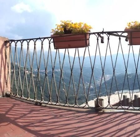 Appartamento Oleandro Montale  Luaran gambar
